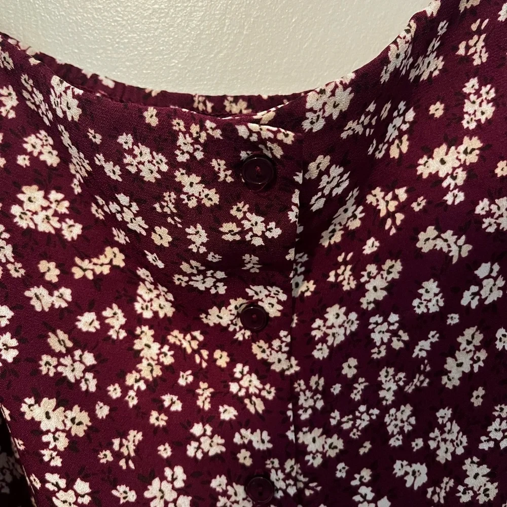 Lush Floral Puff Sleeve Blouse - Picture 6 of 7